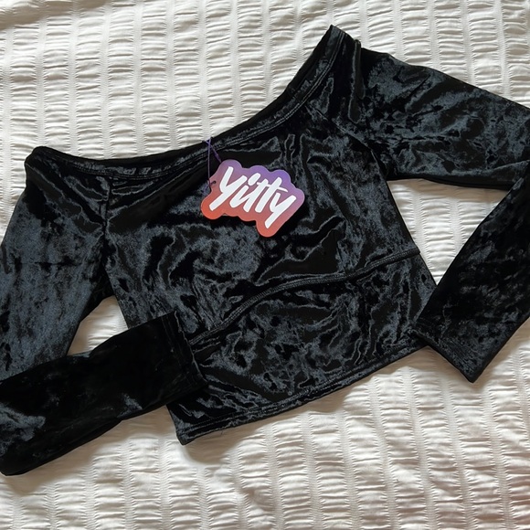 Scoop neck velour top - Picture 1 of 5